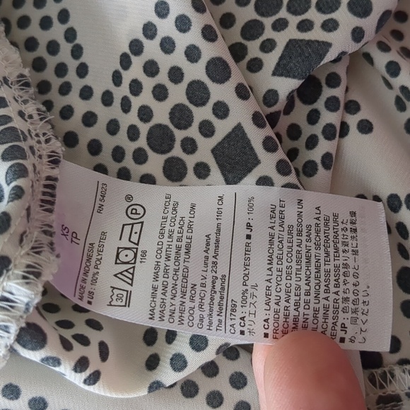 XS Banana Republic Factory Cowl Cami Adjustable Straps Black and Cream - Picture 10 of 11